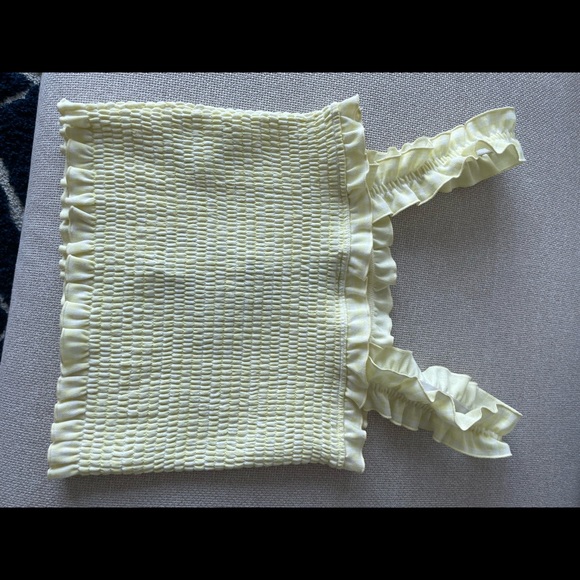 Yellow crop tank - Picture 3 of 3